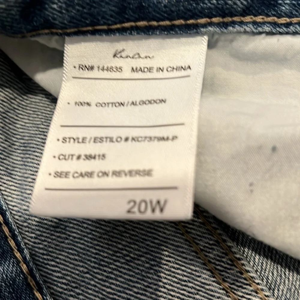 KanCan Paint Splatter with Holes - Picture 4 of 5